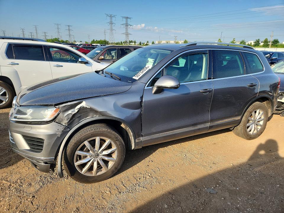 2016 VOLKSWAGEN TOUAREG