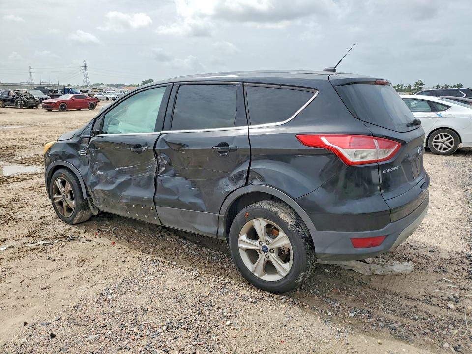 Photo 2 from auction – 2015 FORD ESCAPE with VIN 1FMCU0GX0FUA07452