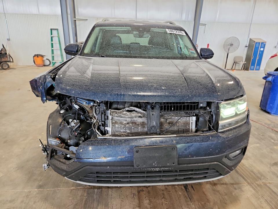 Photo 5 from auction – 2018 VOLKSWAGEN ATLAS with VIN 1V2LR2CA7JC513344