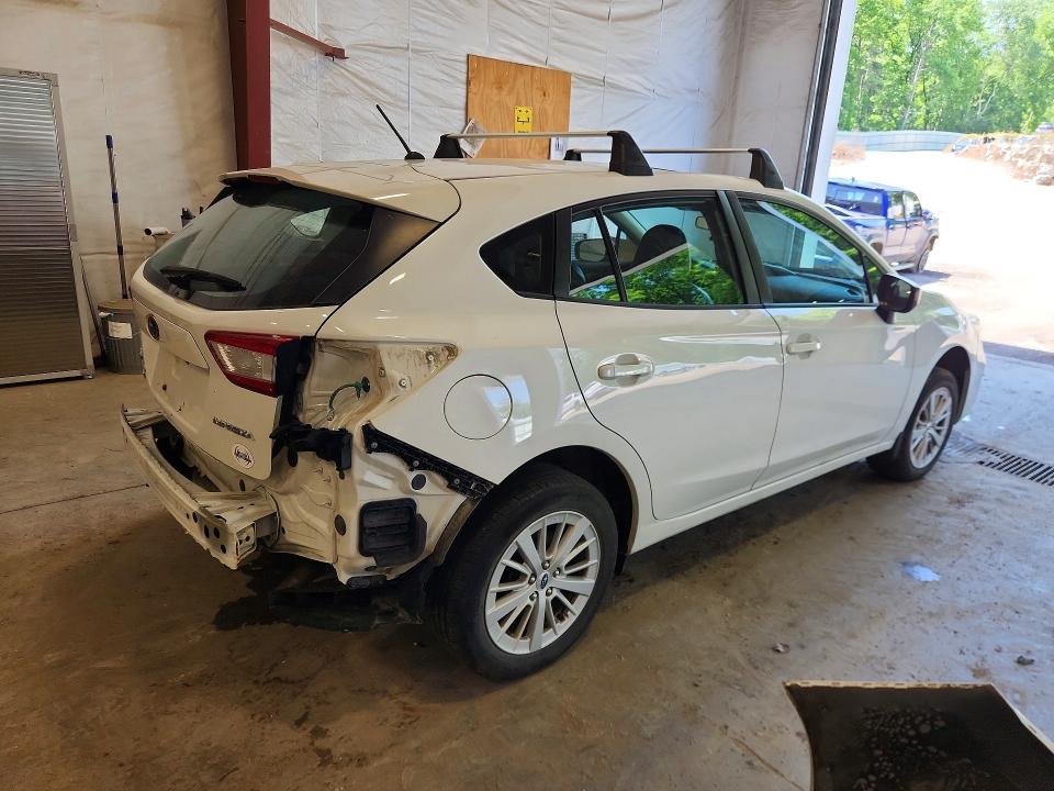 Фото 3 с аукциона – 2018 SUBARU IMPREZA с VIN 4S3GTAA64J3721551