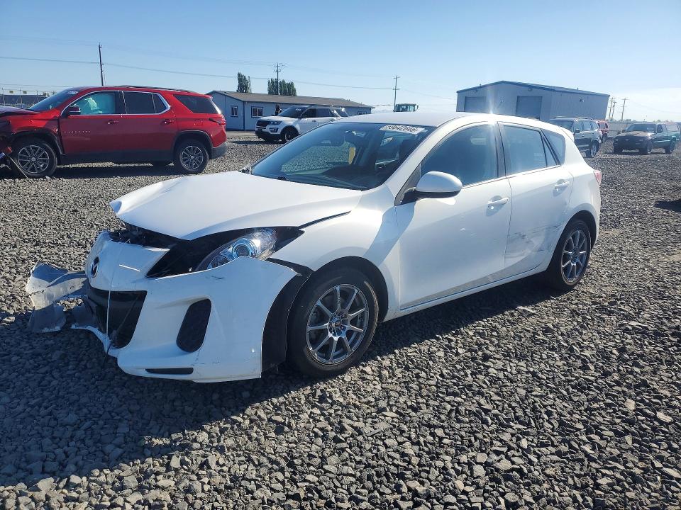 MAZDA 3 2012 with VIN JM1BL1L83C1524944 - Photo from auction