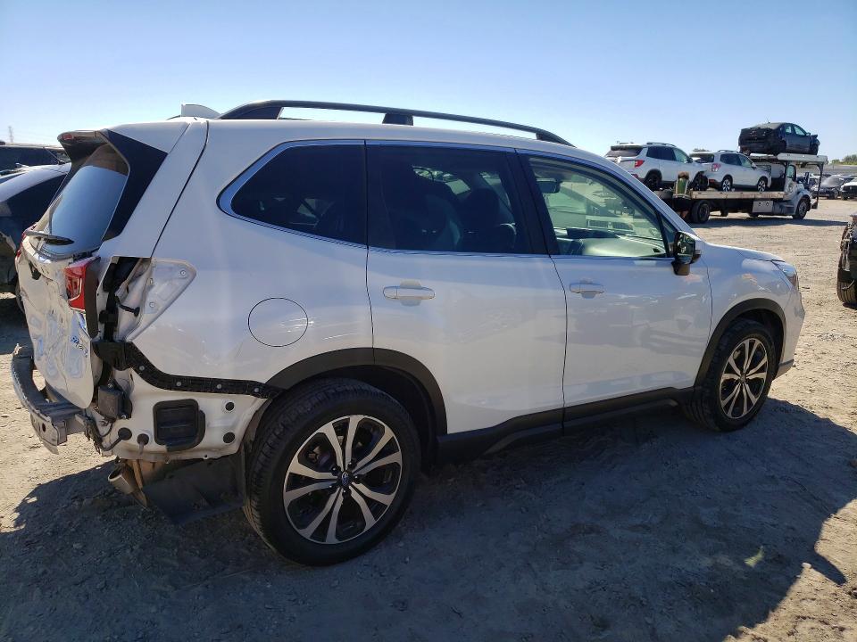 Photo 3 from auction – 2021 SUBARU FORESTER with VIN JF2SKAUC8MH491875