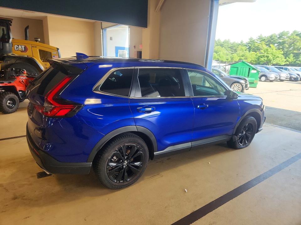 Photo 3 from auction – 2023 HONDA CR-V with VIN 7FARS6H9XPE024443