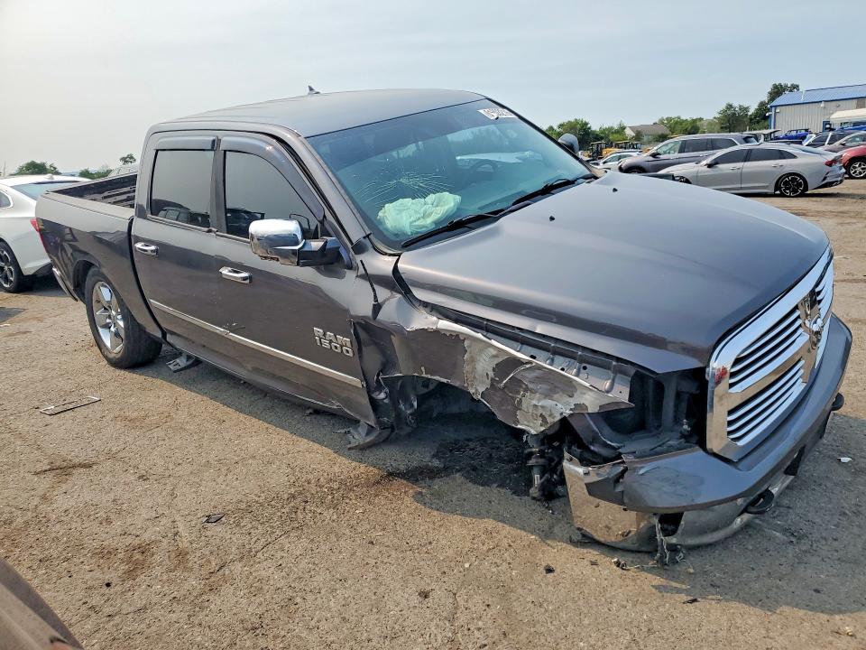 Photo 4 from auction – 2015 RAM 1500 with VIN 1C6RR7LT8FS731355