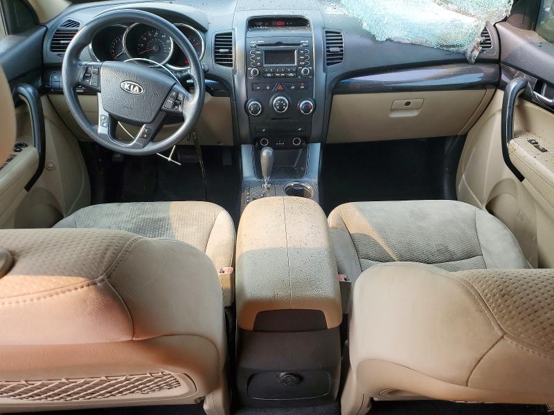 Zdjęcie 8 z aukcji – 2011 KIA SORENTO z VIN 5XYKT4A10BG073090