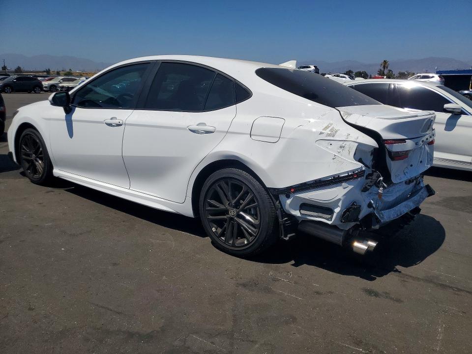 Photo 2 from auction – 2026 TOYOTA CAMRY with VIN 4T1DAACK0TU728007