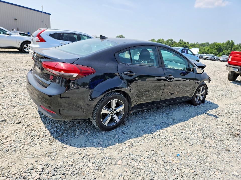 Photo 3 from auction – 2018 KIA FORTE with VIN 3KPFL4A74JE272693