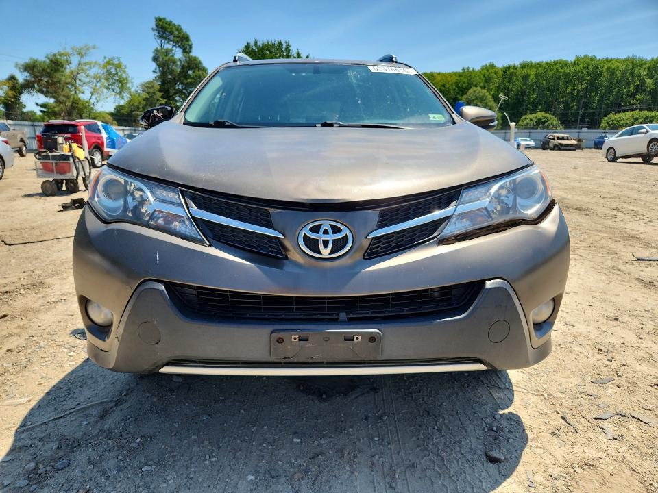 Photo 5 from auction – 2013 TOYOTA RAV4 with VIN JTMRFREV6DD027166