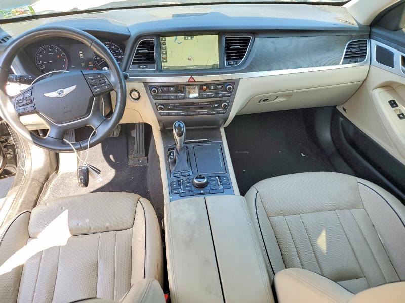 Photo 8 from auction – 2015 HYUNDAI GENESIS with VIN KMHGN4JF1FU029837
