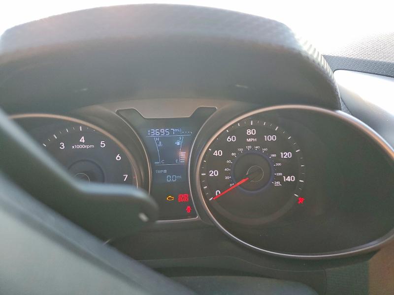 Photo 9 from auction – 2017 HYUNDAI VELOSTER with VIN KMHTC6AD4HU307969