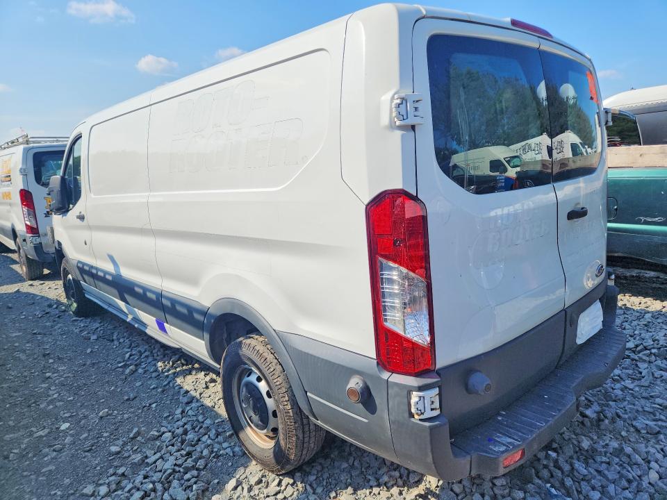 Photo 2 from auction – 2017 FORD TRANSIT with VIN 1FTYR2ZG5HKA73255