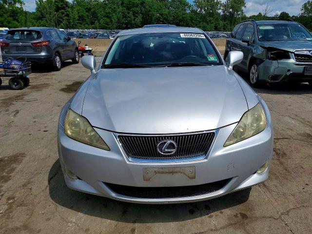 Photo 5 from auction – 2008 LEXUS IS with VIN JTHCK262782021910