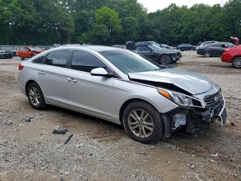 Photo 4 from auction – 2016 HYUNDAI SONATA with VIN 5NPE24AF3GH340928