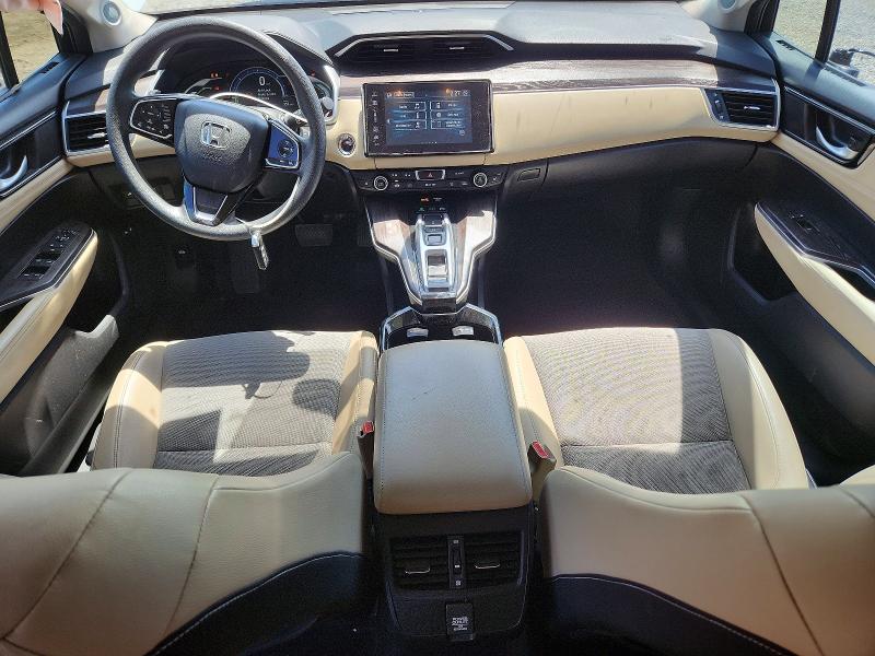 Photo 8 from auction – 2018 HONDA CLARITY with VIN JHMZC5F17JC008686