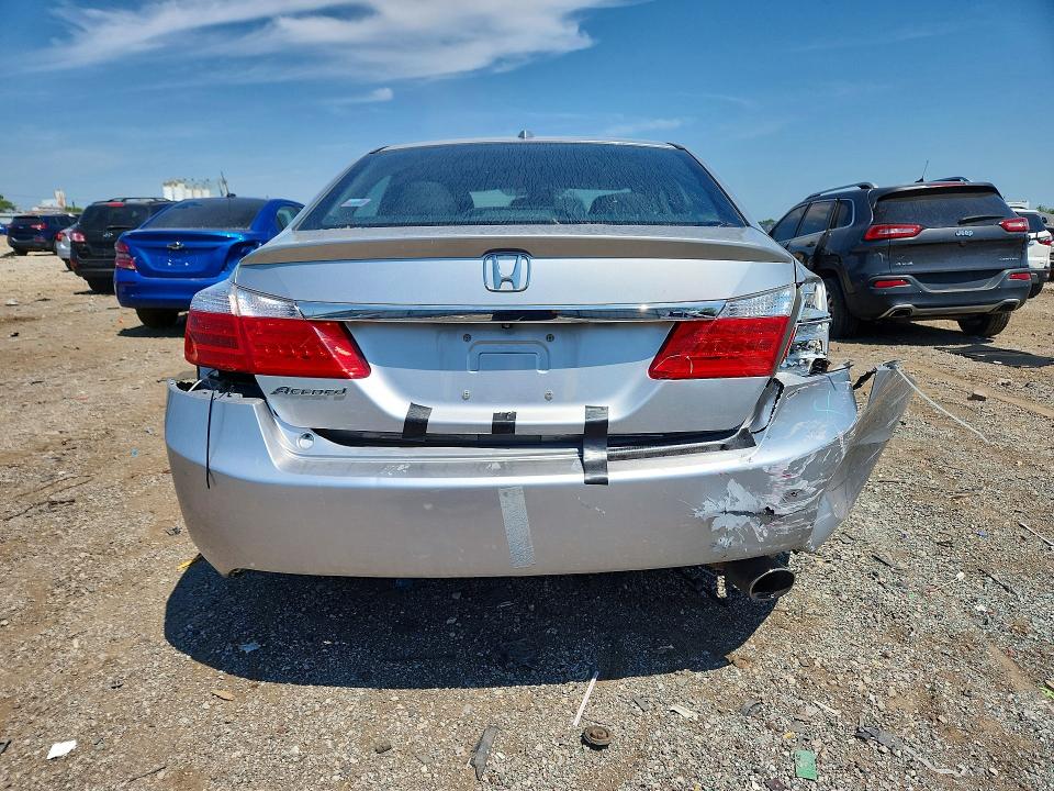 Photo 6 from auction – 2015 HONDA ACCORD with VIN 1HGCR2F84FA036712