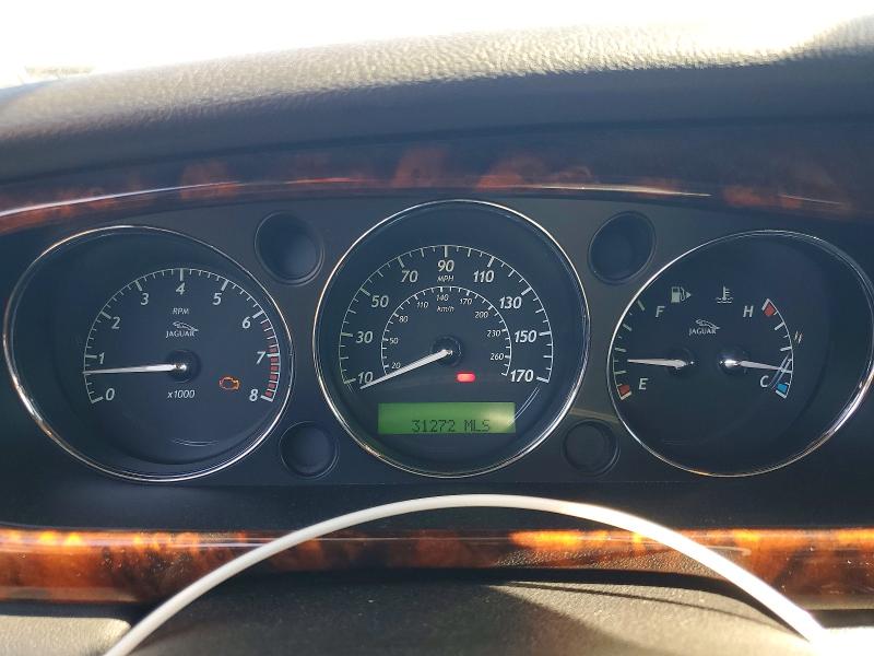 Photo 9 from auction – 2004 JAGUAR XJ8 with VIN SAJEA71C04SG11570