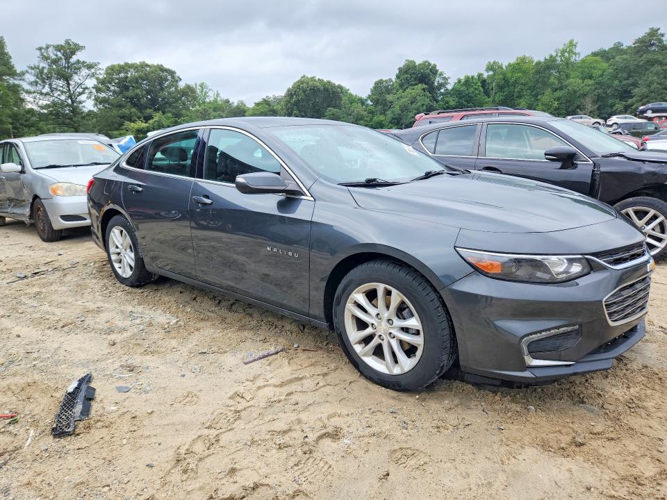 Photo 4 from auction – 2018 CHEVROLET MALIBU with VIN 1G1ZD5ST0JF171872