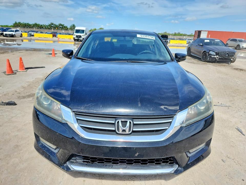 Photo 5 from auction – 2014 HONDA ACCORD with VIN 1HGCR2F50EA070392