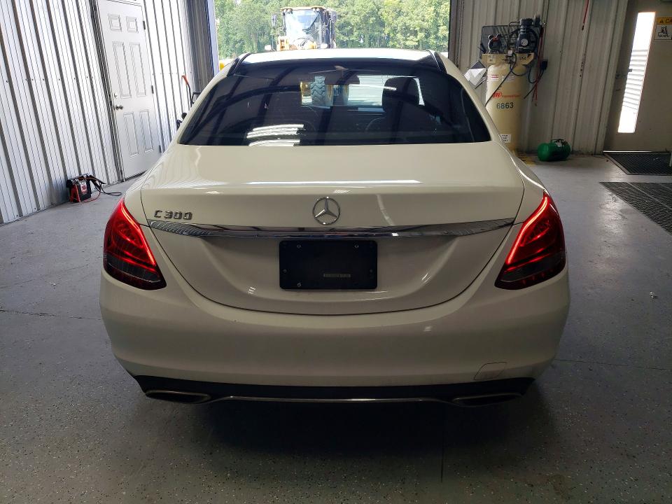 Photo 6 from auction – 2016 MERCEDES-BENZ C with VIN WDDWF4JB1GR141266