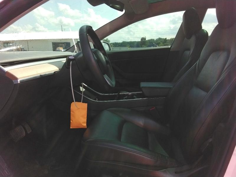 Photo 7 from auction – 2019 TESLA MODEL 3 with VIN 5YJ3E1EAXKF482955