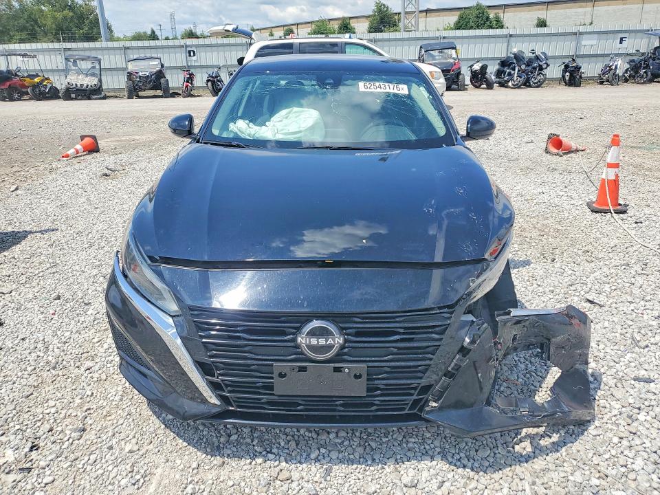 Photo 5 from auction – 2023 NISSAN ALTIMA with VIN 1N4BL4DV5PN355777