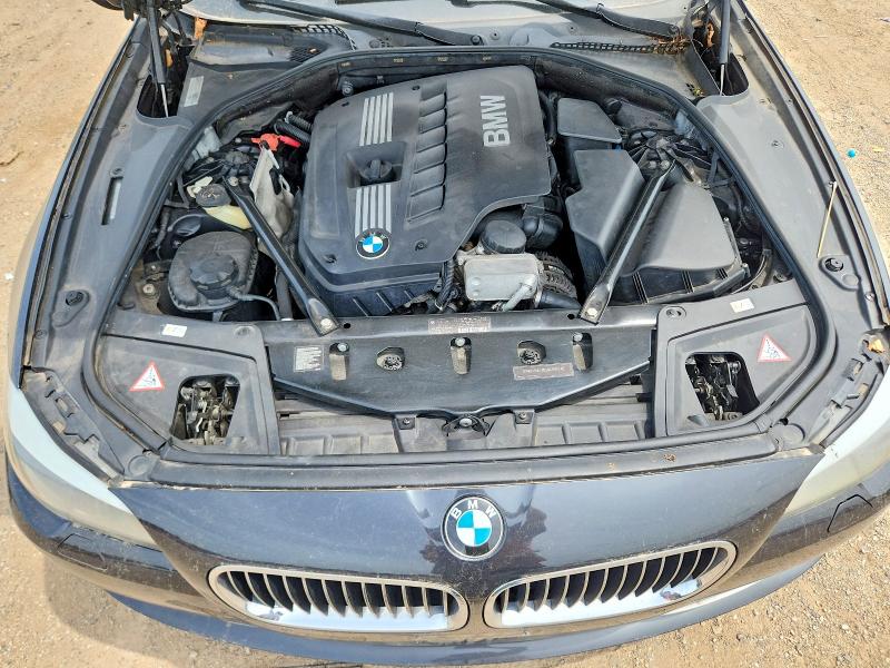 Photo 11 from auction – 2011 BMW 528 with VIN WBAFR1C51BDS36825