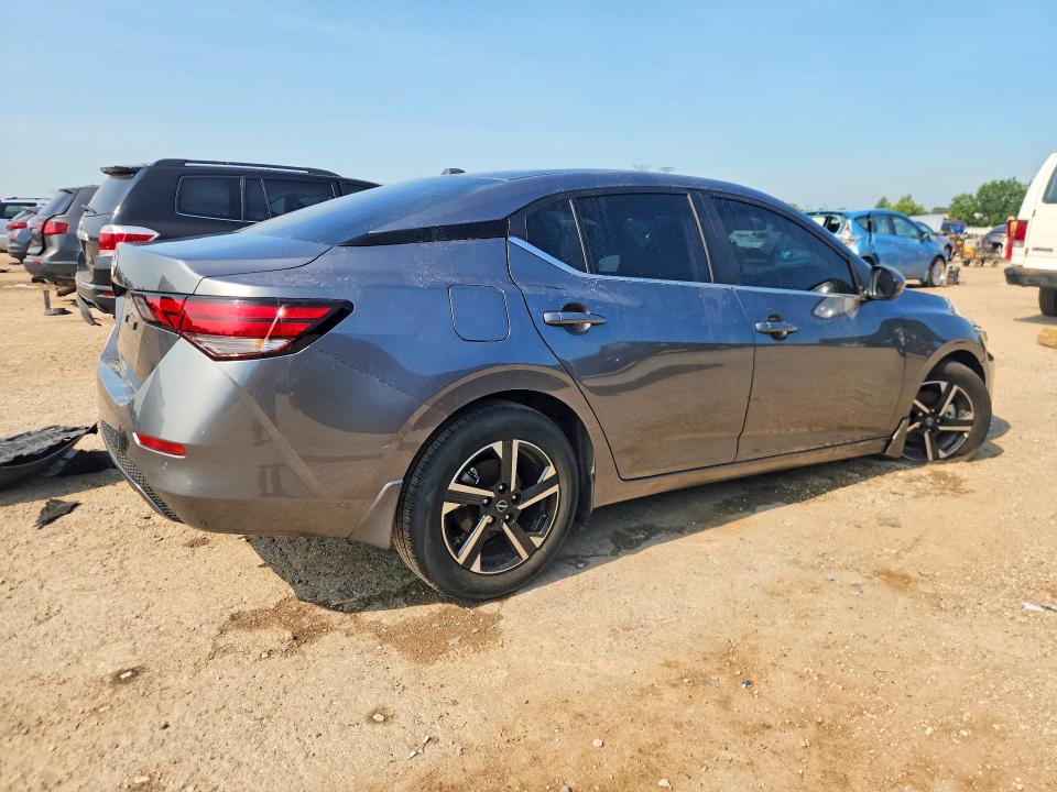 Photo 3 from auction – 2025 NISSAN SENTRA with VIN 3N1AB8CV4SY344978