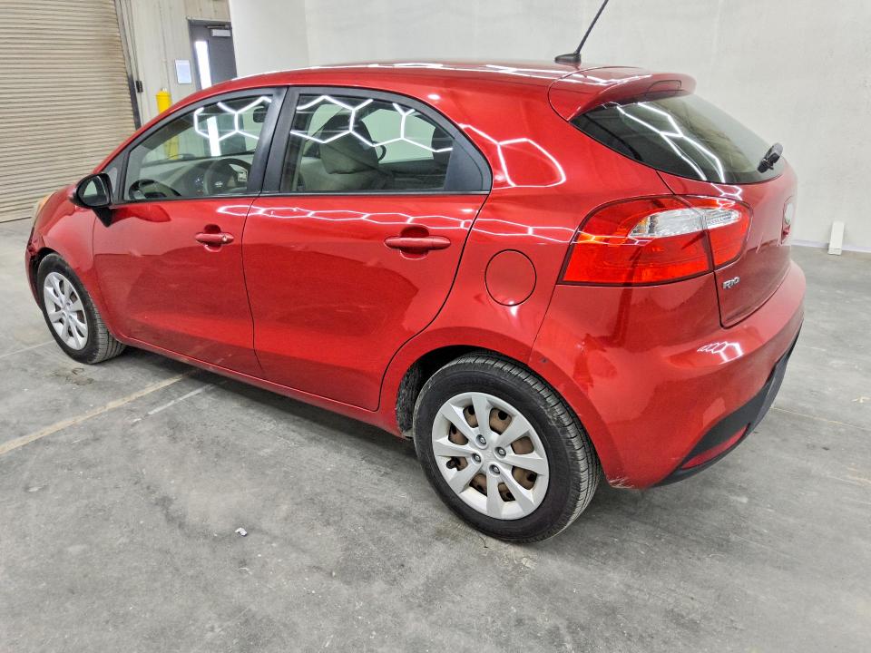 Photo 2 from auction – 2014 KIA RIO with VIN KNADM5A30E6333974