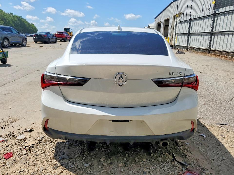 Photo 6 from auction – 2019 ACURA ILX with VIN 19UDE2F70KA009198