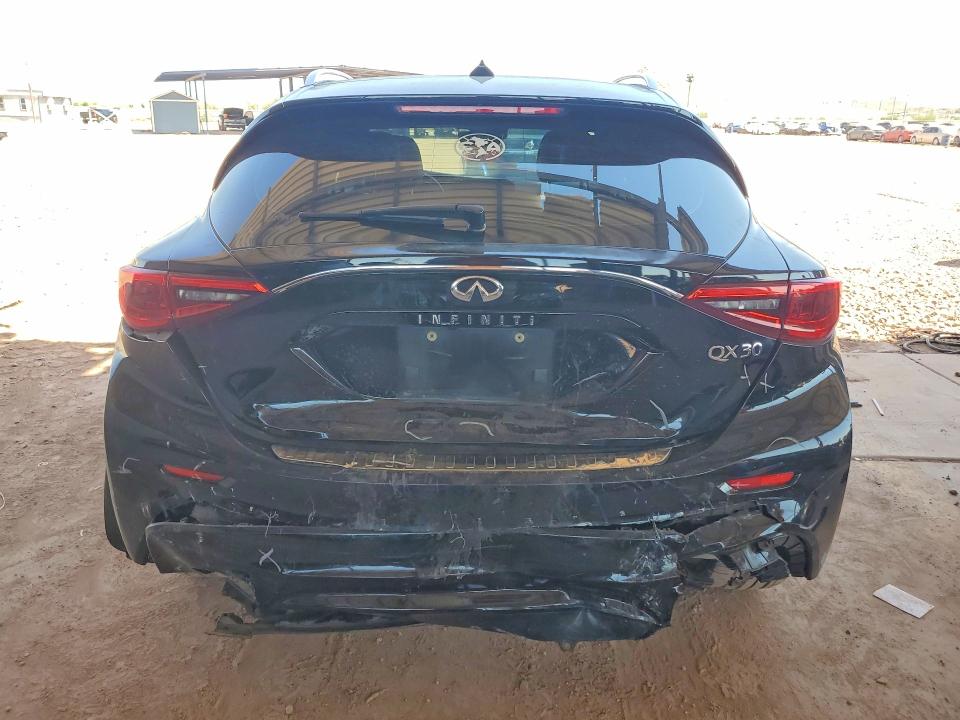Снимка 6 от търг – 2018 INFINITI QX30 с VIN SJKCH5CPXJA054135