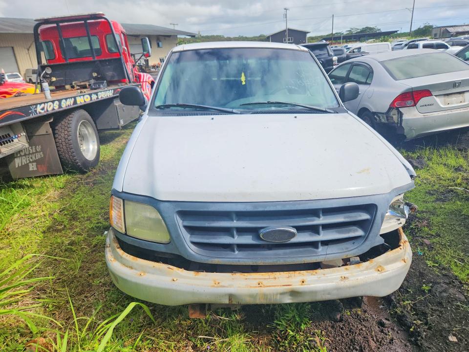 Photo 5 from auction – 2000 FORD F150 with VIN 1FTZX1727YKB02038