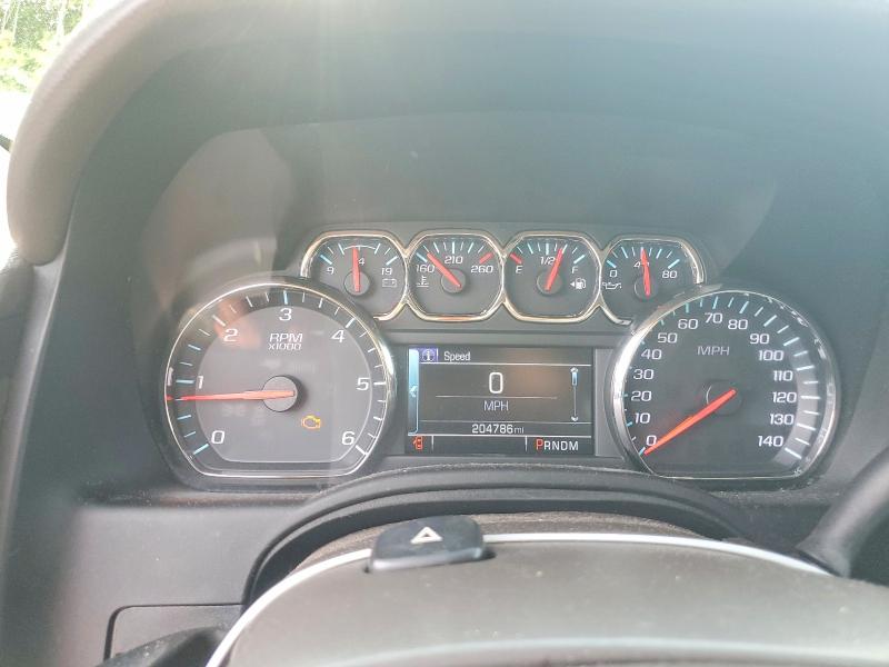Photo 9 from auction – 2015 CHEVROLET SUBURBAN with VIN 1GNSCJKC1FR270640