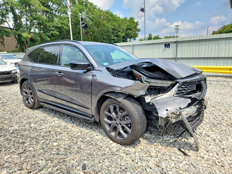 Photo 4 from auction – 2022 ACURA MDX with VIN 5J8YE1H03NL020197