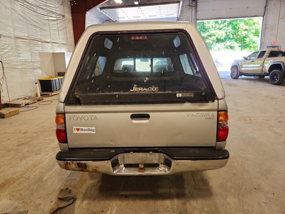 Photo 6 from auction – 2001 TOYOTA TACOMA with VIN 5TEVL52N71Z732260