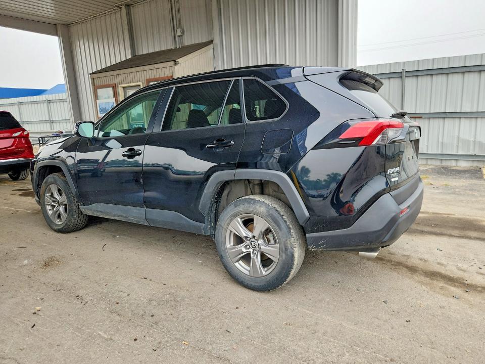 Photo 2 from auction – 2024 TOYOTA RAV4 with VIN 2T3W1RFV2RC261588