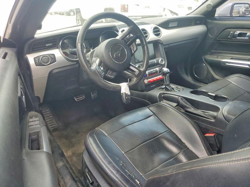 Photo 8 from auction – 2016 FORD MUSTANG with VIN 1FATP8UHXG5221812