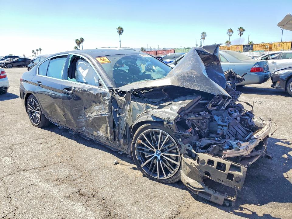 Photo 4 from auction – 2022 BMW 530E with VIN WBA13AG07NCK27583