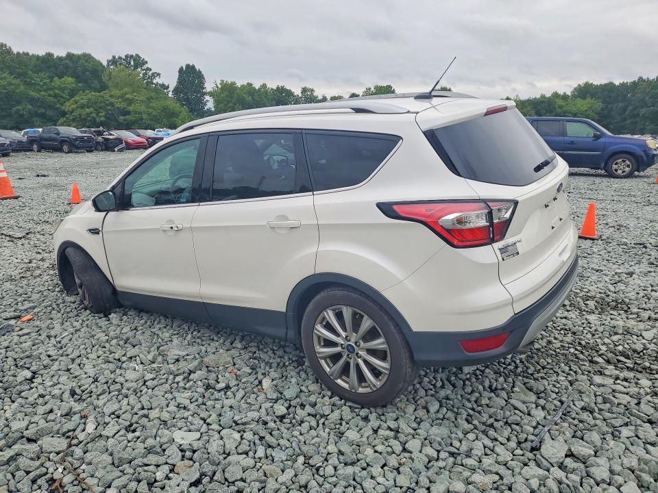 Photo 2 from auction – 2017 FORD ESCAPE with VIN 1FMCU9JD6HUD71641