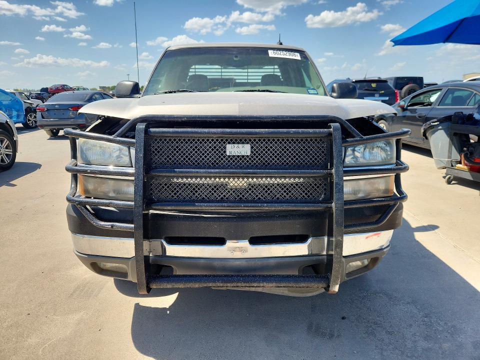 Photo 5 from auction – 2003 CHEVROLET SILVERADO with VIN 1GCHK23113F124129