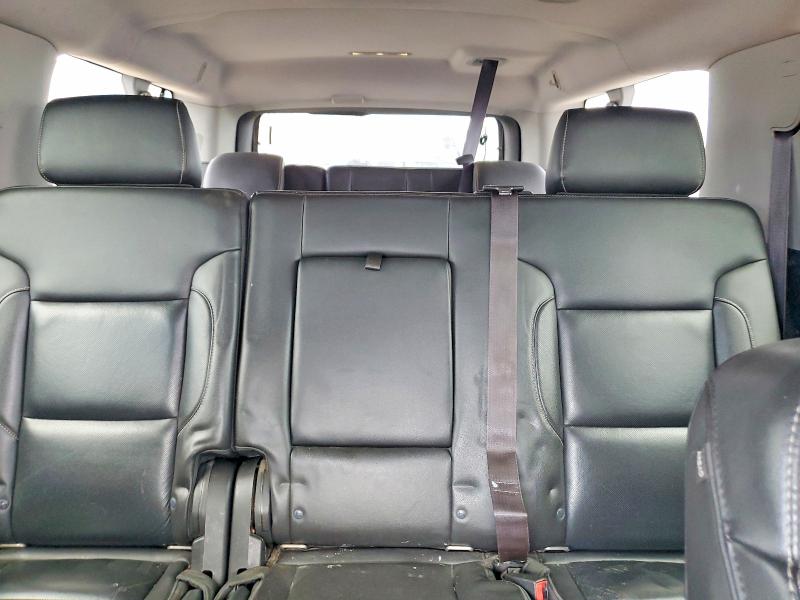 Photo 10 from auction – 2015 CHEVROLET SUBURBAN with VIN 1GNSKKKC7FR287466