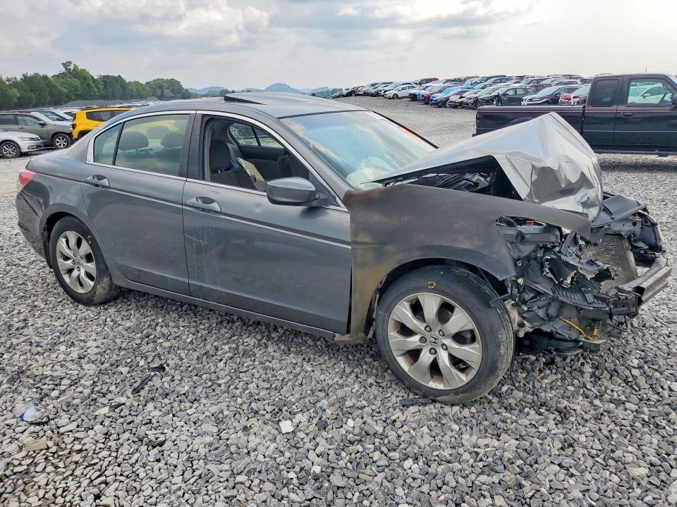 Photo 4 from auction – 2008 HONDA ACCORD with VIN JHMCP26738C060646