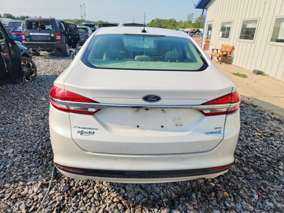 Photo 6 from auction – 2018 FORD FUSION with VIN 3FA6P0LU1JR227502