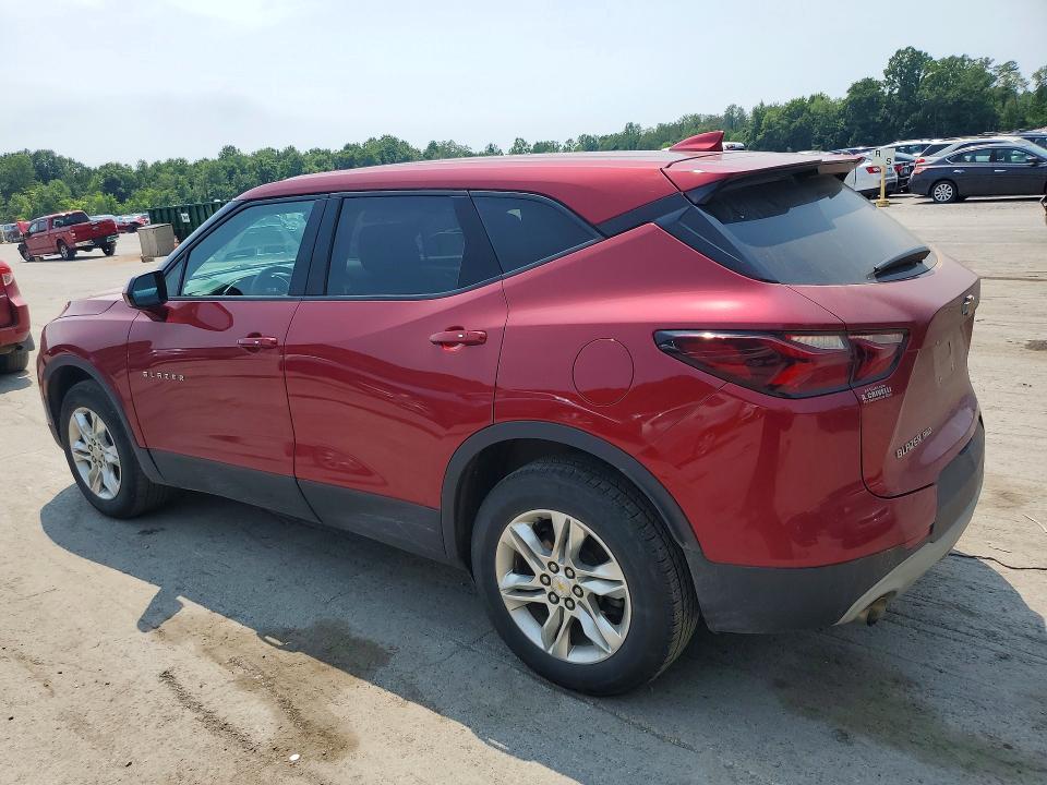 Photo 2 from auction – 2021 CHEVROLET BLAZER with VIN 3GNKBHR40MS581061