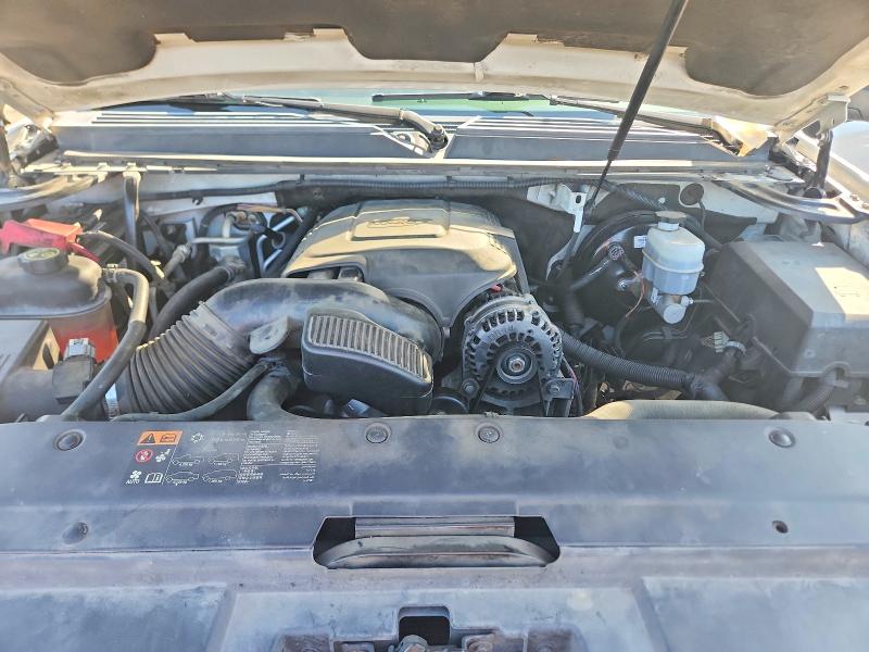 Photo 12 from auction – 2013 CHEVROLET TAHOE with VIN 1GNSCBE03DR359775