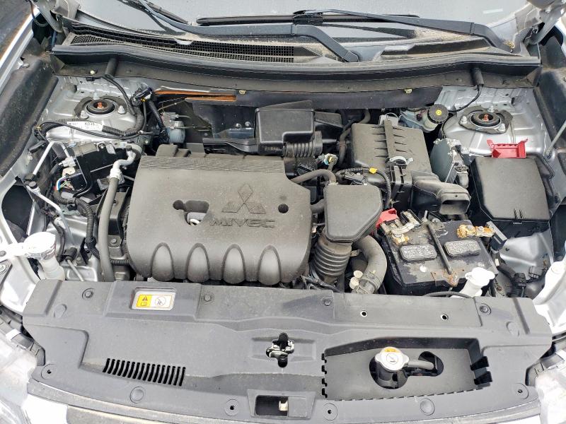 Photo 11 from auction – 2018 MITSUBISHI OUTLANDER with VIN JA4AD2A35JJ004211