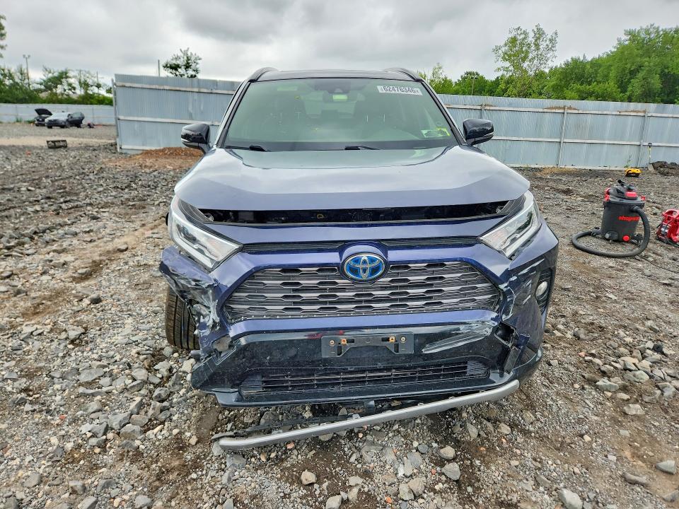 Photo 5 from auction – 2020 TOYOTA RAV4 with VIN JTMEWRFV1LJ033101