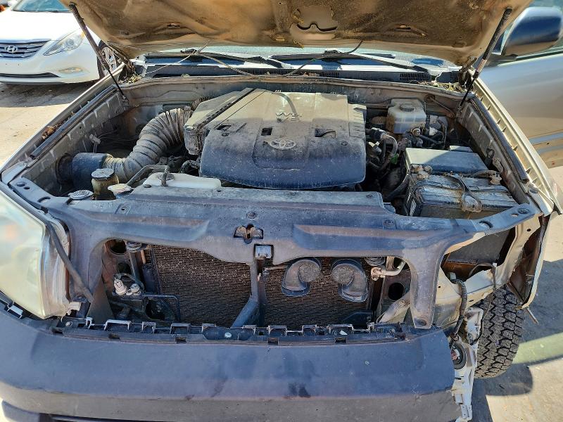 Photo 12 from auction – 2004 TOYOTA 4RUNNER with VIN JTEBU14R440042863