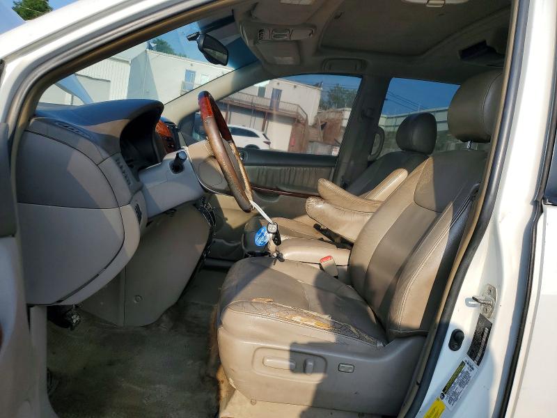Photo 7 from auction – 2005 TOYOTA SIENNA with VIN 5TDZA22C35S342523