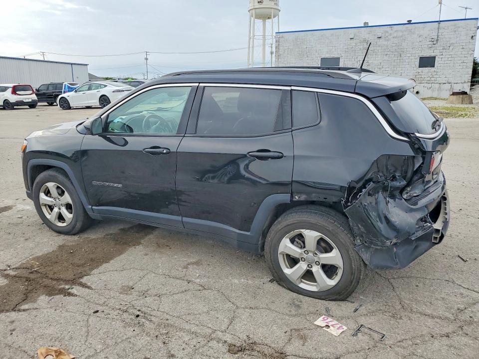 Photo 2 from auction – 2018 JEEP COMPASS with VIN 3C4NJCBB6JT193939