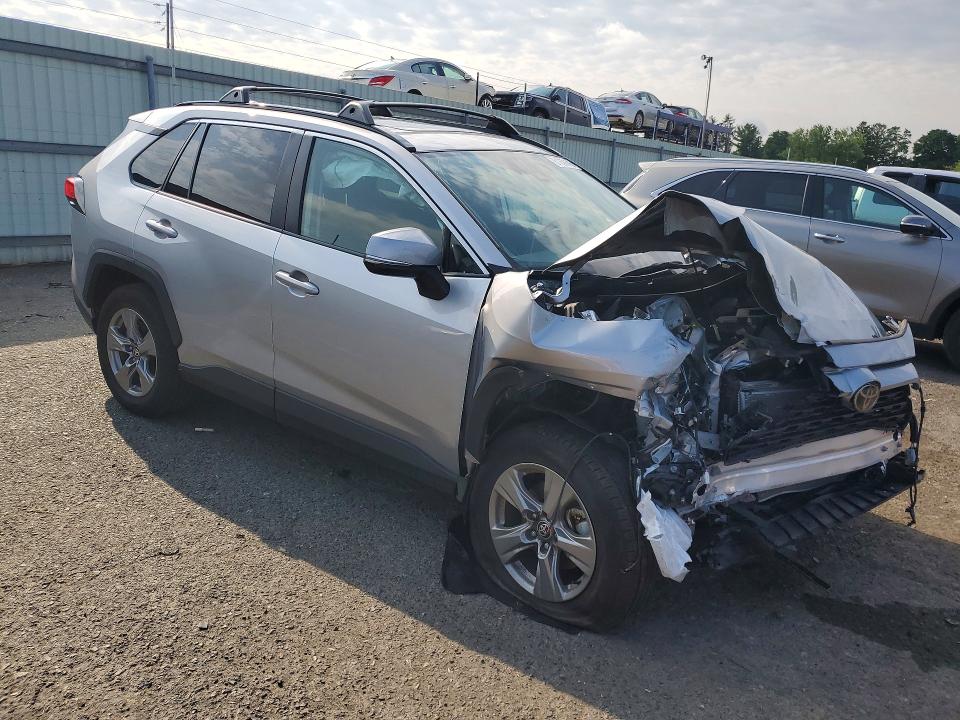 Photo 4 from auction – 2025 TOYOTA RAV4 with VIN 2T3P1RFV4SC508538